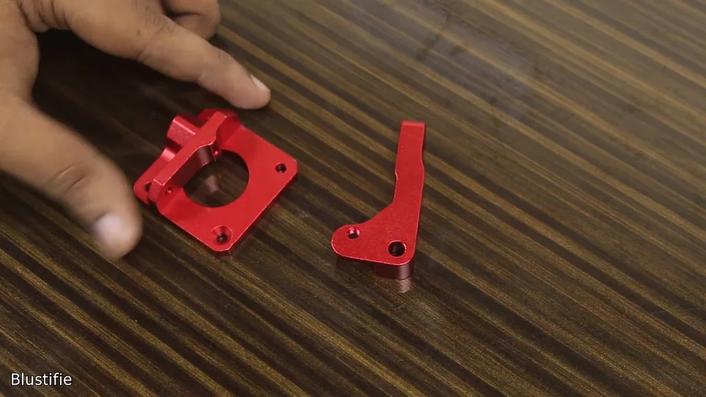 Unboxing and preparing the red aluminum extruder