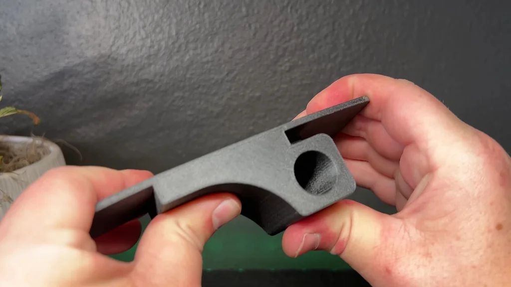 Testing flexibility of 3D printed part