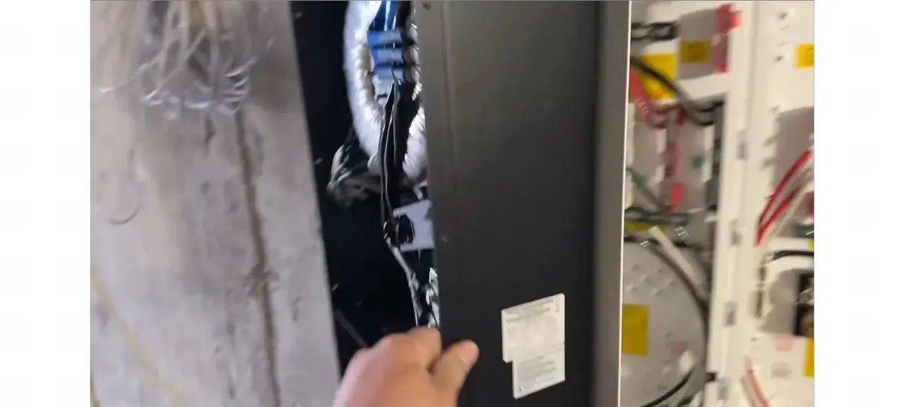 Inverter hung on the E-Panel chassis