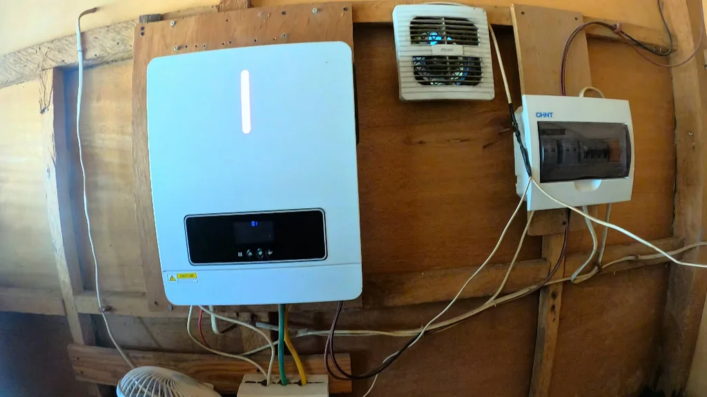 Inverter screen displaying operational data.