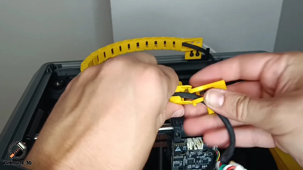 Securing the front riser to the hotend assembly