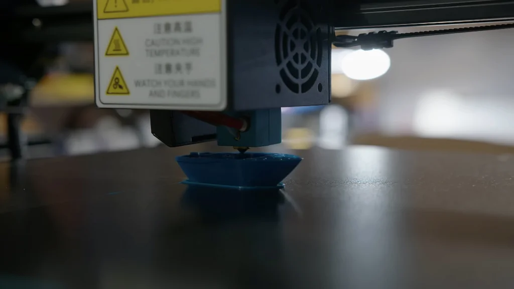 Two printed Benchy boats