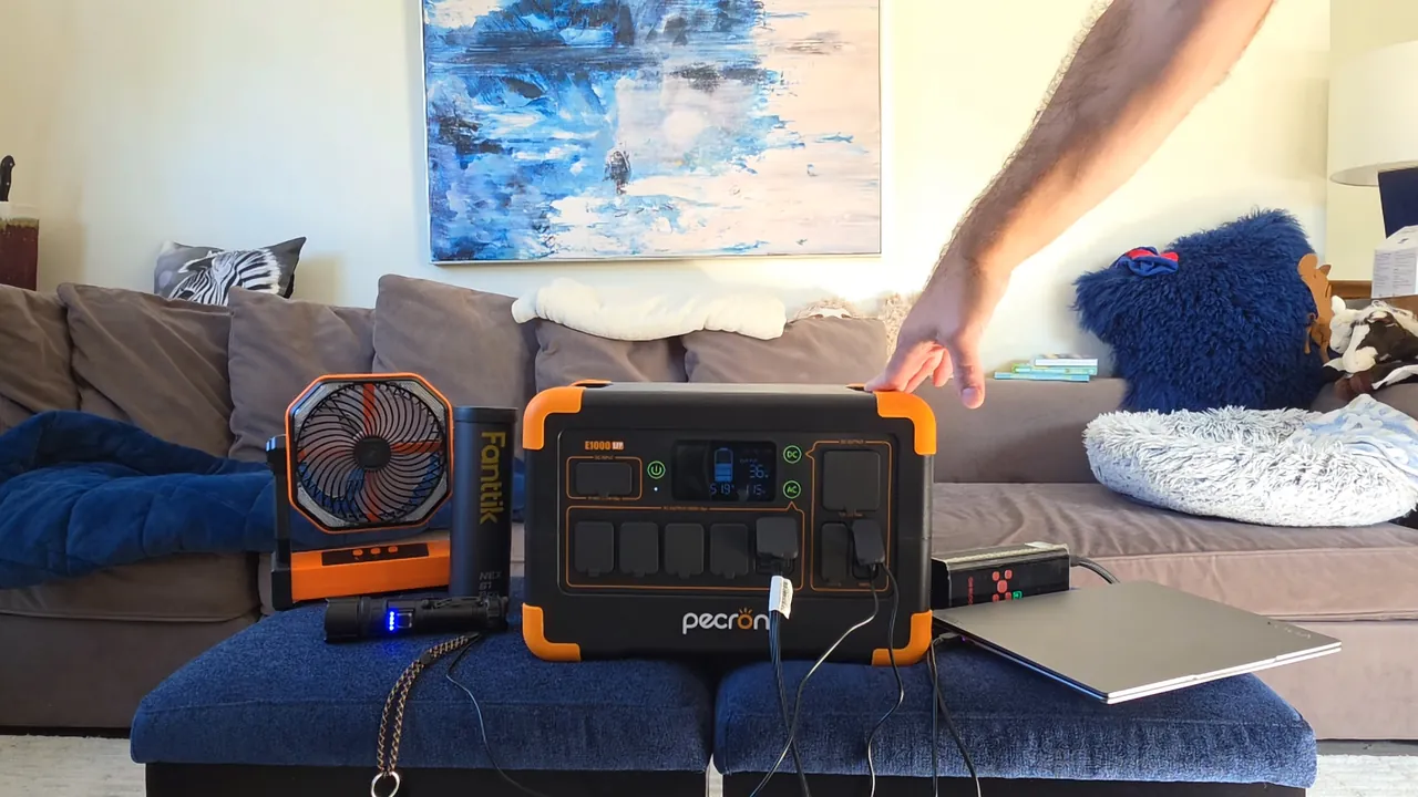 Error code display on the Pecron screen after a simulated fault.