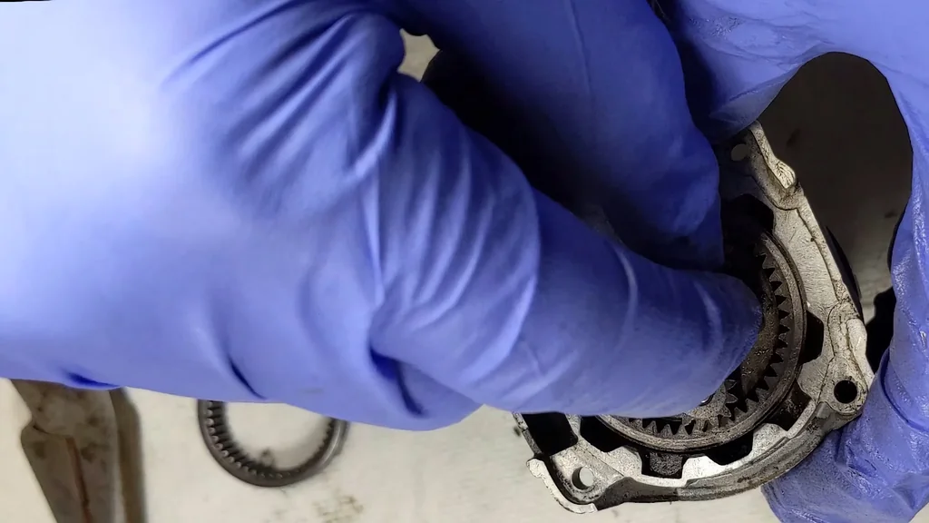 Manual rotation test of the spindle