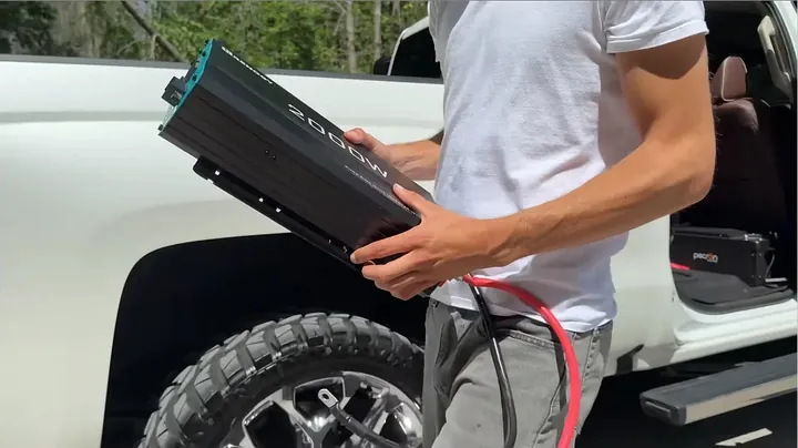 Overview of $988 budget DIY solar kit components
