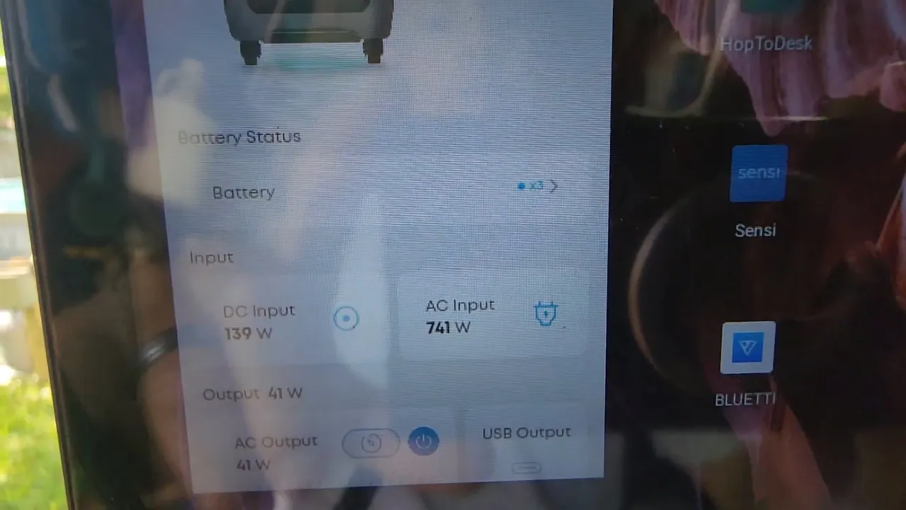Inverter display showing power input metrics