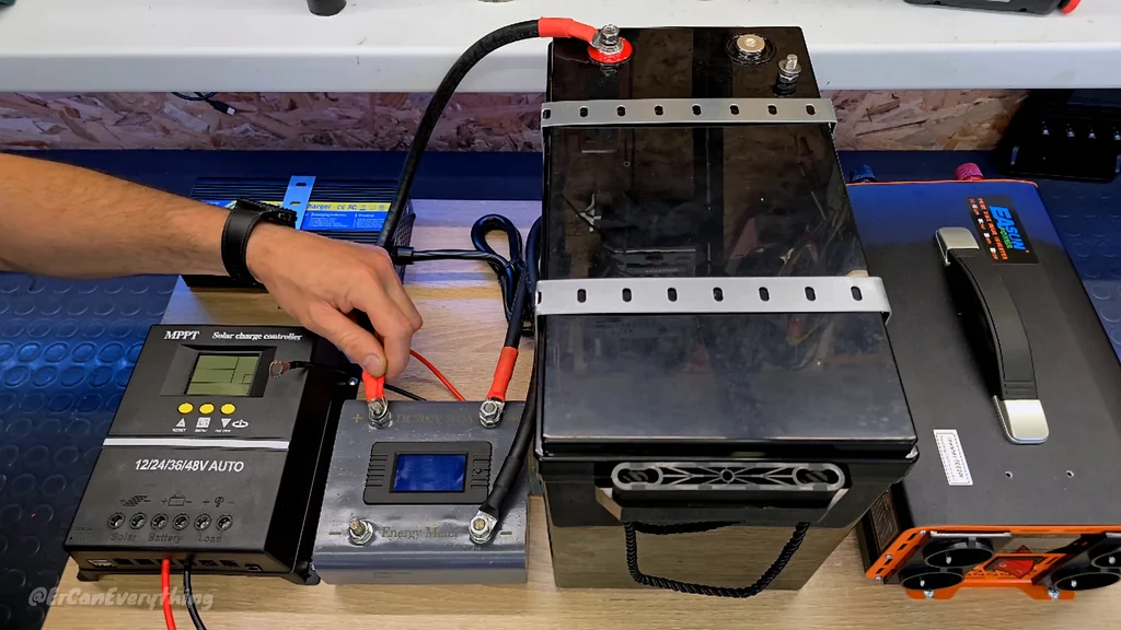 Connecting MPPT controller, energy meter, battery, and inverter