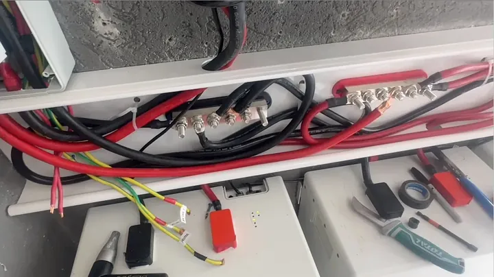 Activating all three parallel battery packs to handle inverter inrush current
